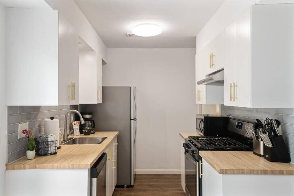 Charming 2 Bedroom Unit With Large Yard أوستن المظهر الخارجي الصورة