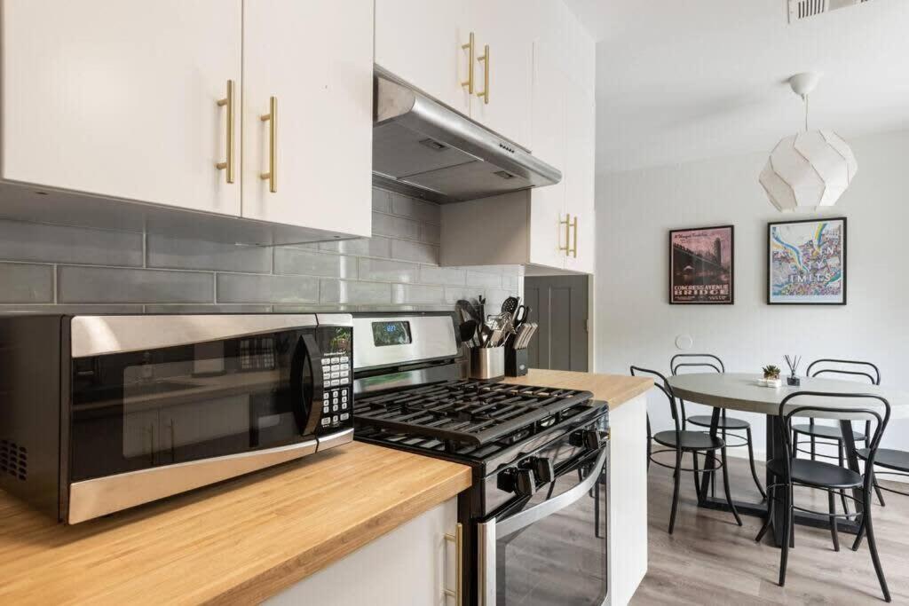 Charming 2 Bedroom Unit With Large Yard أوستن المظهر الخارجي الصورة